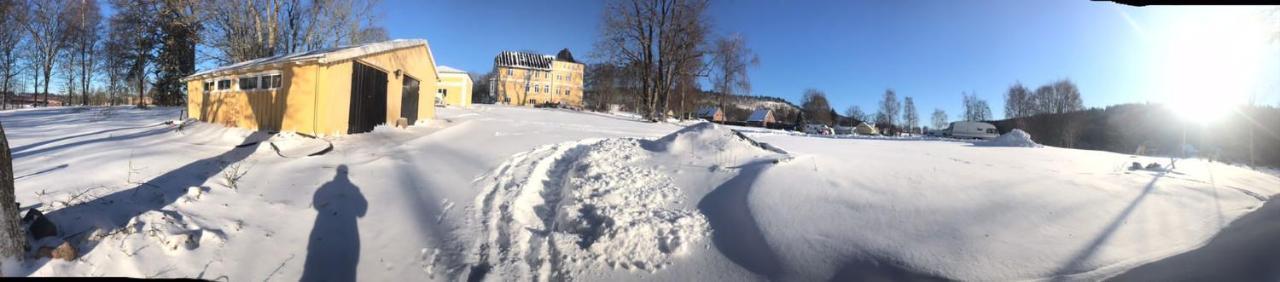 Hunnebergs Gard & *